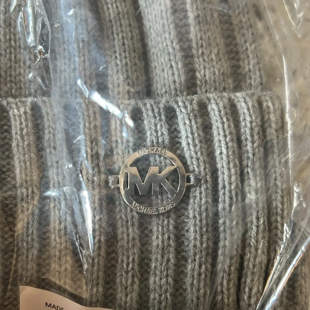 New - Michael Kors Grey Beanie with Pom-Pom - Picture 3 of 4
